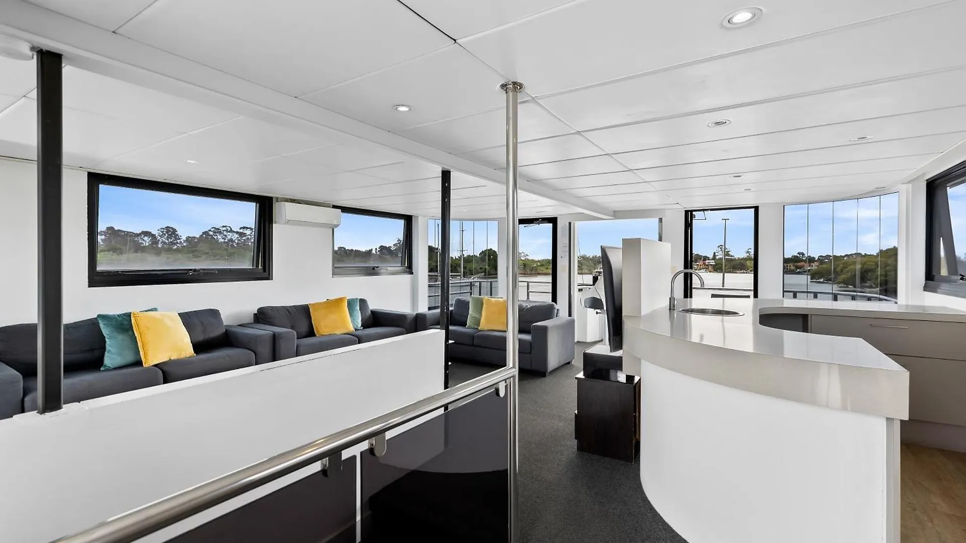 Coomera Houseboats Gold Coast Australia