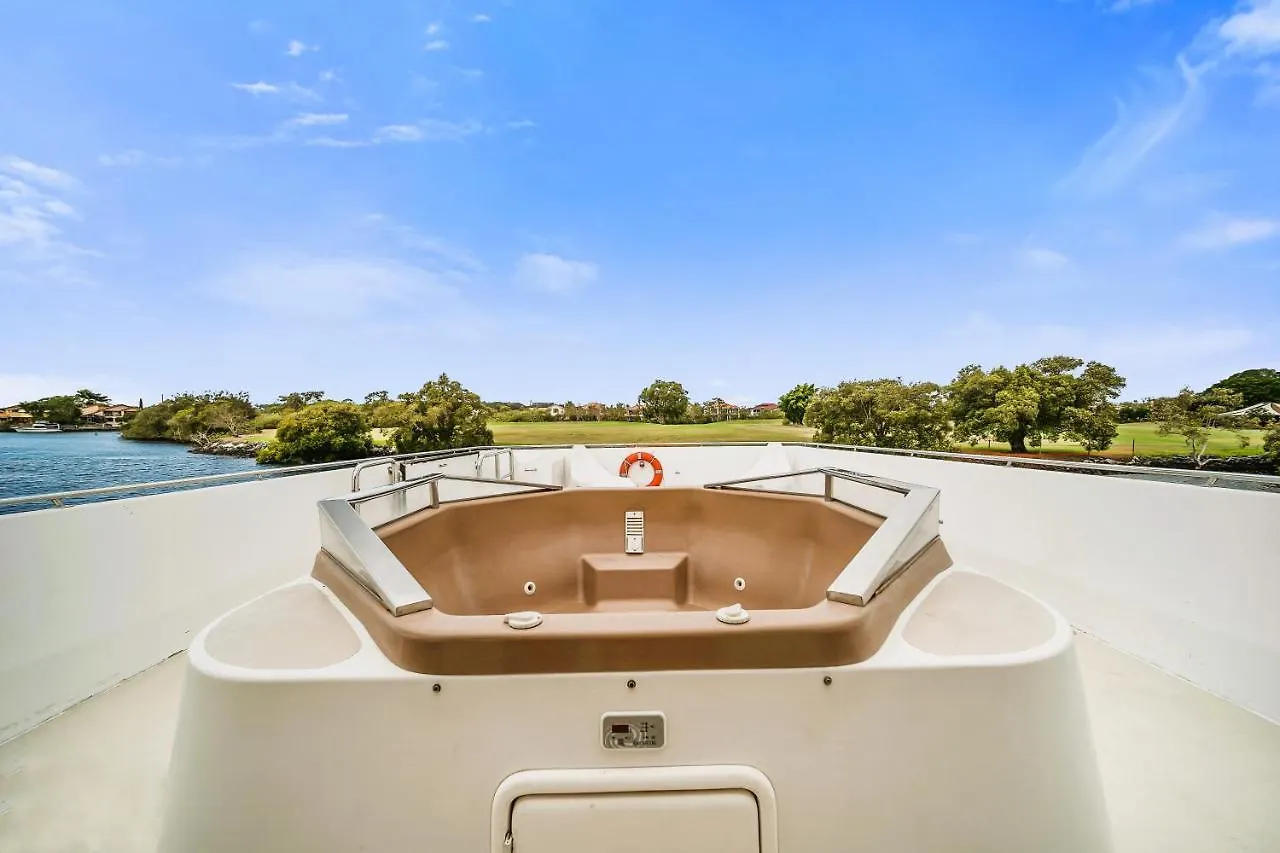 Botel Coomera Houseboats Gold Coast