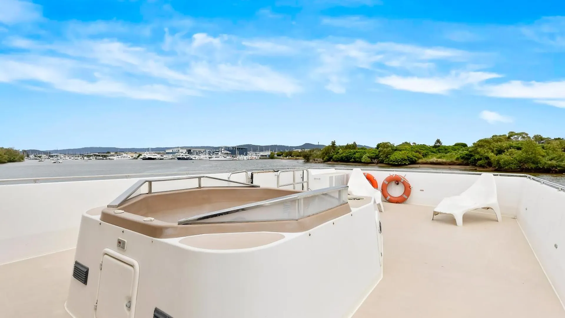 Coomera Houseboats Gold Coast